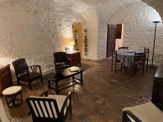 Le Mas De Crieulon Saint-Jean-de-Crieulon Dış mekan fotoğraf